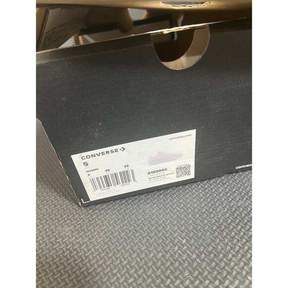 Converse Women's Chuck Taylor All Star Lugged Heel Platform Sneaker White 5 - Picture 2 of 7